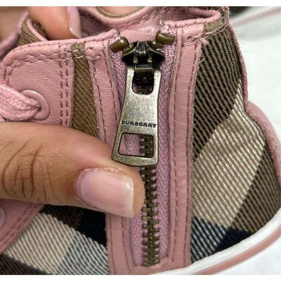 Burberry Girls Pink Tom Check Hi-Top Trainers Youth Size 23 - Picture 6 of 12